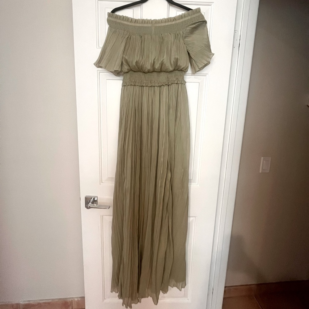 Off the Shoulder Floor Length Dress